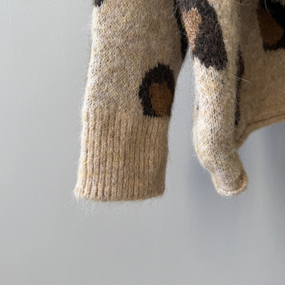 【YP2598】 實拍秋冬慵懶豹紋開衫毛衣+圍巾（含羊毛3%)251023