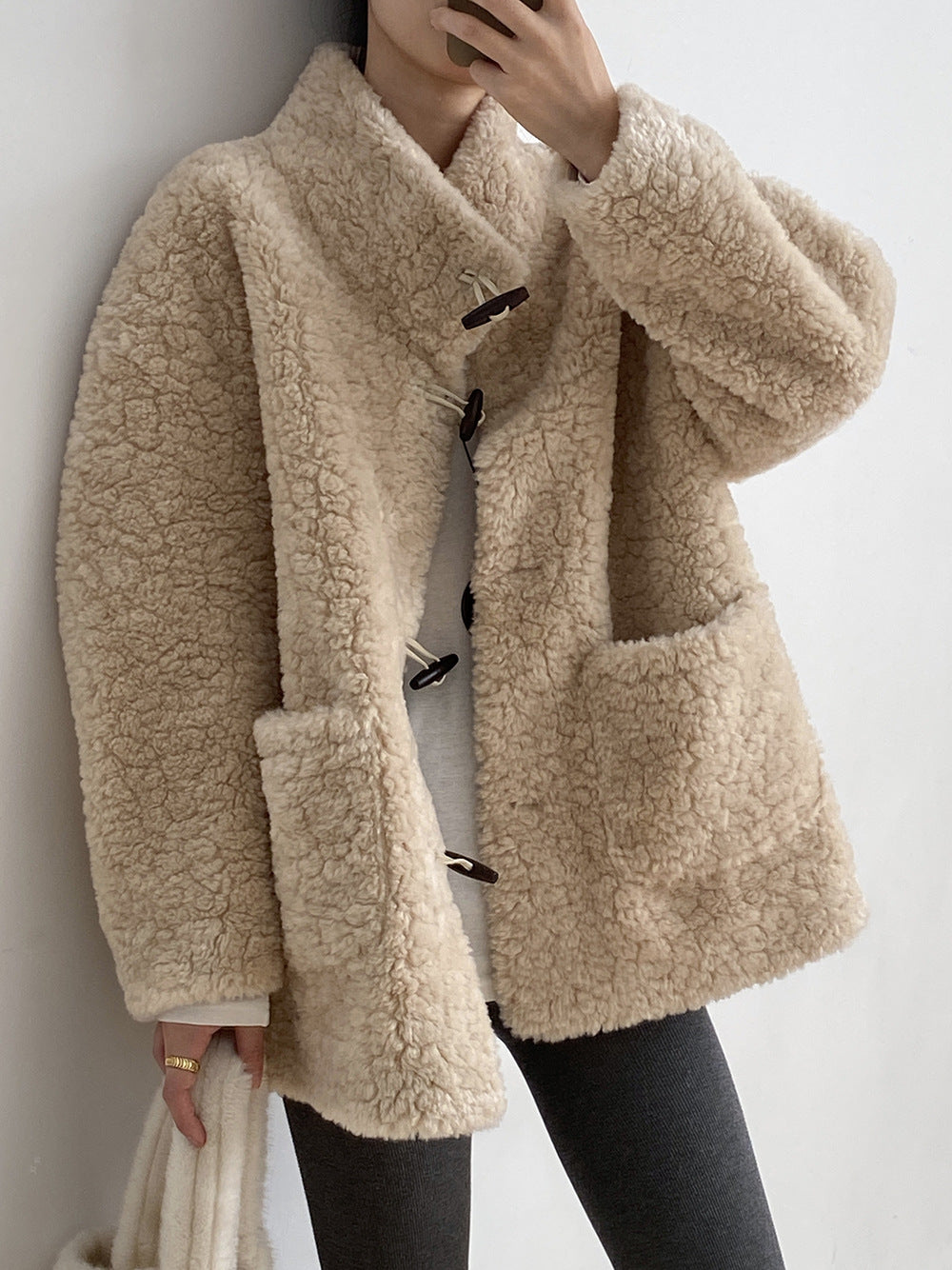 【Y7097】實拍冬季慵懒可愛牛角扣羊羔毛厚外套251113