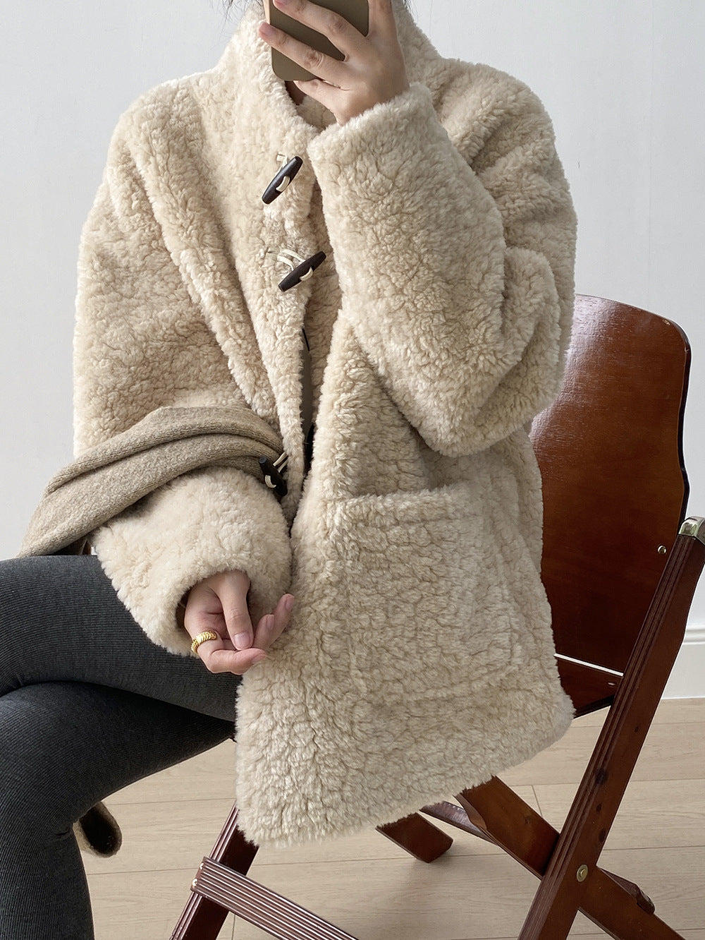 【Y7097】實拍冬季慵懒可愛牛角扣羊羔毛厚外套251113