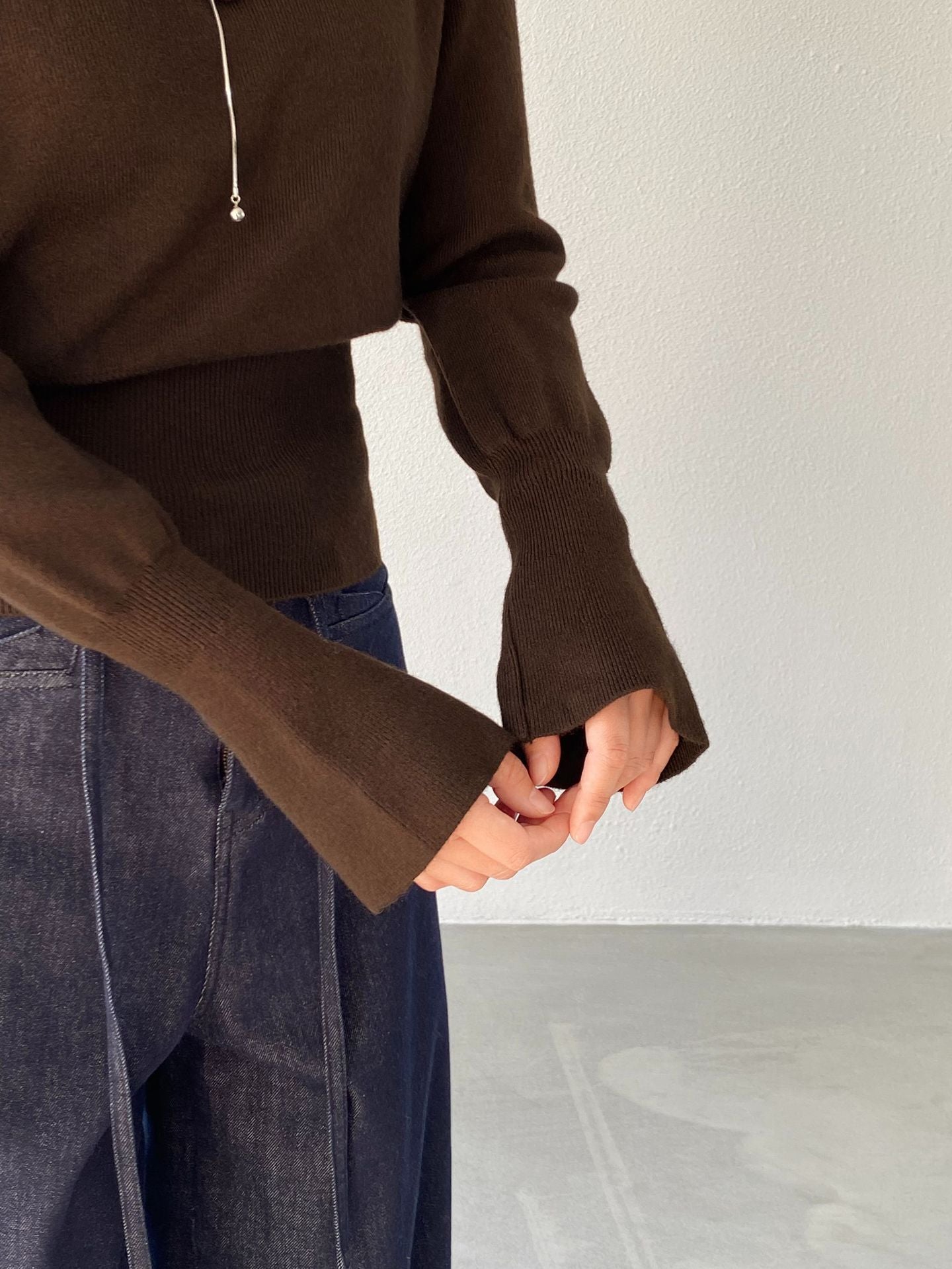 【cimz3012】實拍韓系氣質半高領喇叭袖收腰針織衫251201