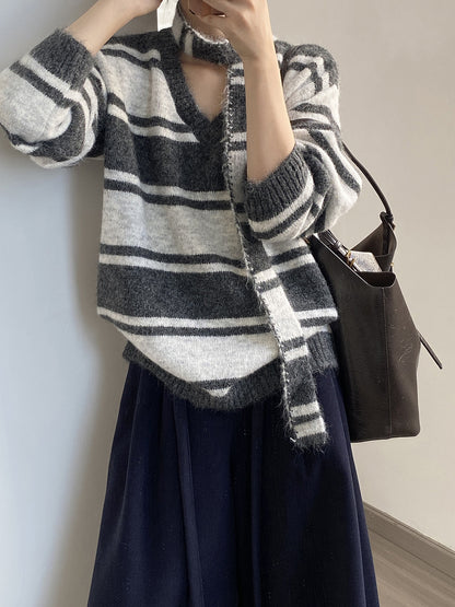 【Y25109】 實拍慵懶條紋V領毛衣＋圍巾(含羊毛3%) 251023