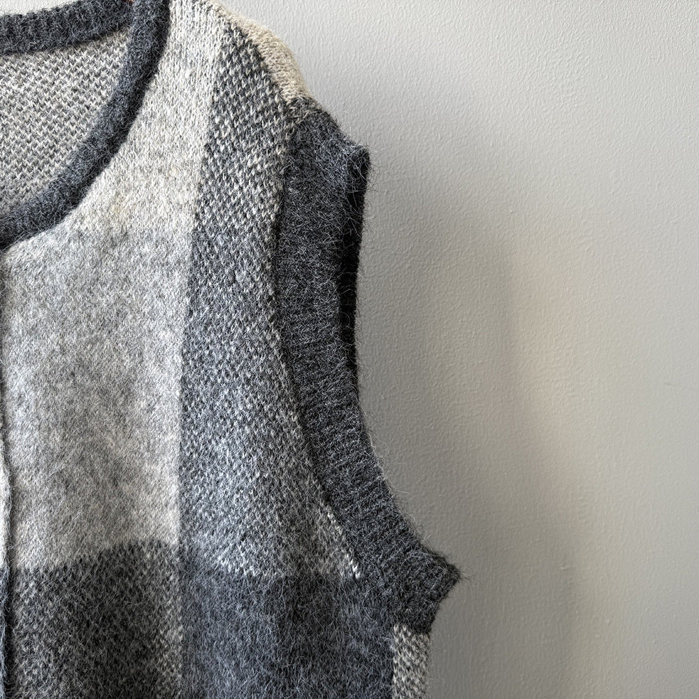 【YP2576】 實拍日系復古格子針織馬甲(含羊毛3%) 251023
