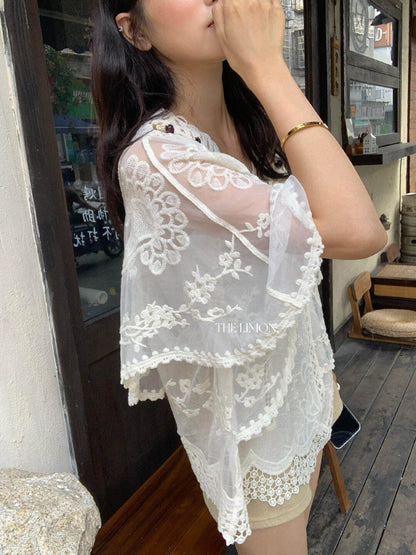 【L10685】仙氣氛圍感拉滿🕊️重工蕾絲刺繡寬鬆顯瘦防曬罩衫260518