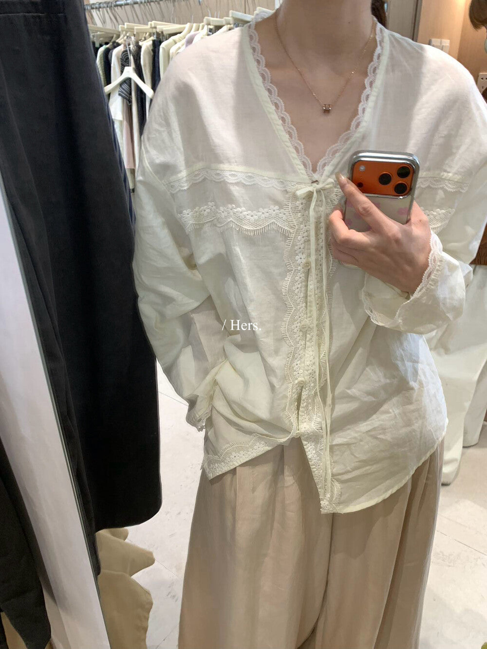 【L80322】Hers法式溫柔度假風🌸百搭顯瘦綁帶V領長袖襯衫260323