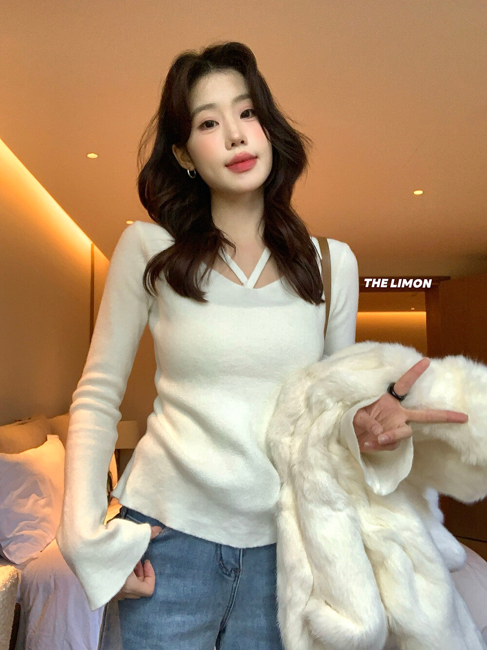 【L8368】實拍檸檬簡約羊毛羊絨喇叭袖長袖針織衫251117