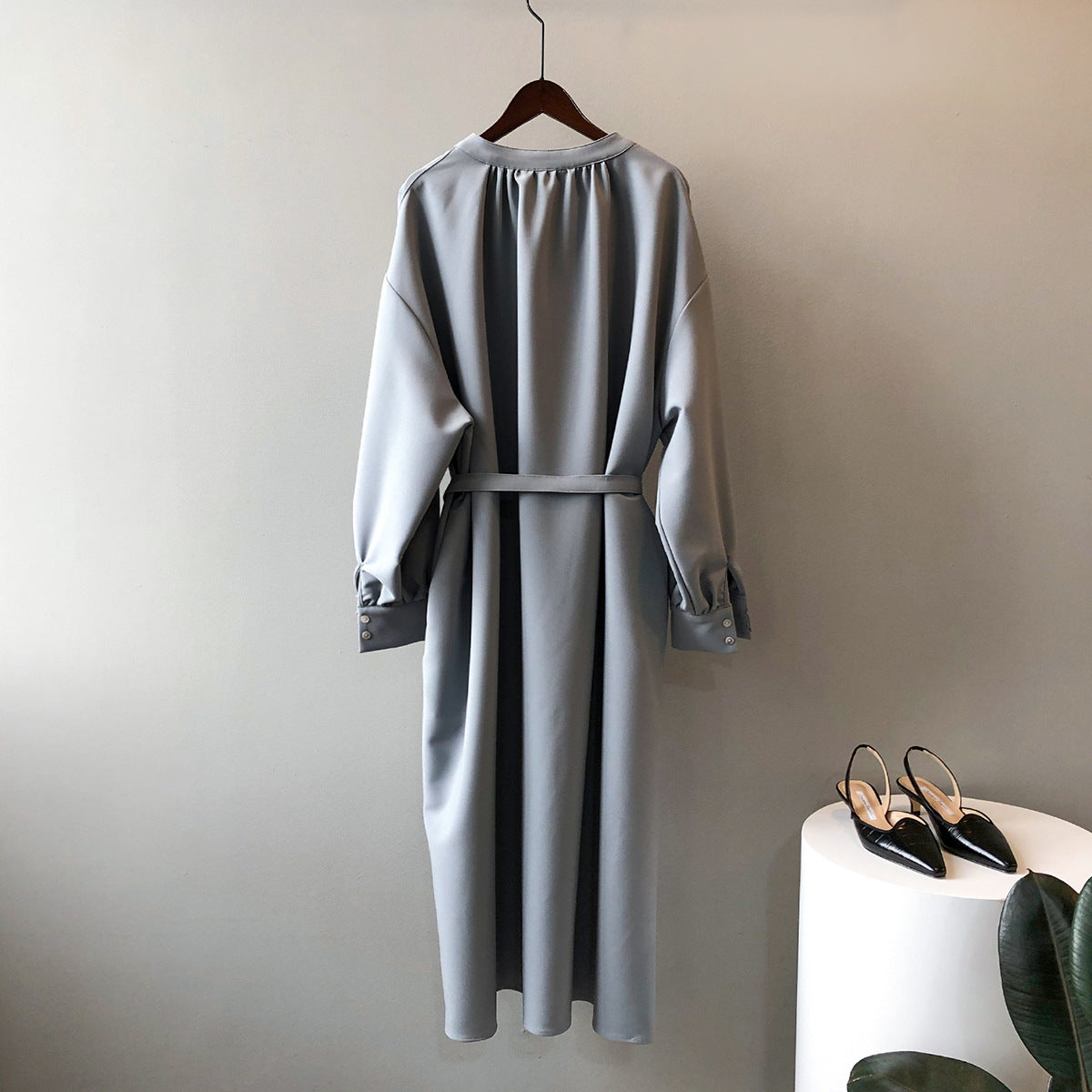 【Y80123】通勤高單款混羊毛・V領綁帶縮腰燈籠袖中長洋裝261015