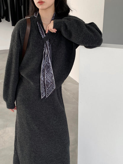 【cim823】實拍韓系軟糯短版針織毛衣+絲巾+針織長裙251030