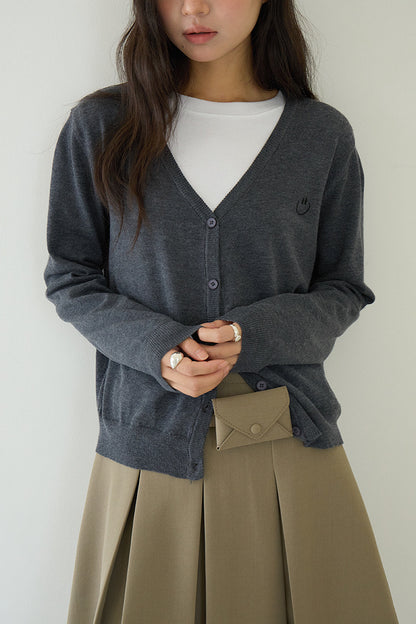 【LD3188】實拍初秋刺繡笑臉氣質針織外套（含羊毛6%)
250922