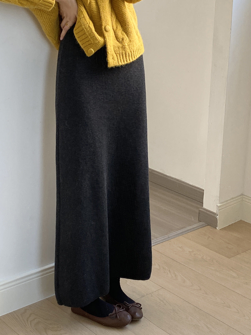 【YP682】 實拍高腰軟糯垂感針織長裙251023