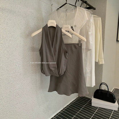 【L2350】Y.JIA高級時髦精穿搭🍷V領繞頸無袖上衣+流光緞面魚尾半身裙套裝260706