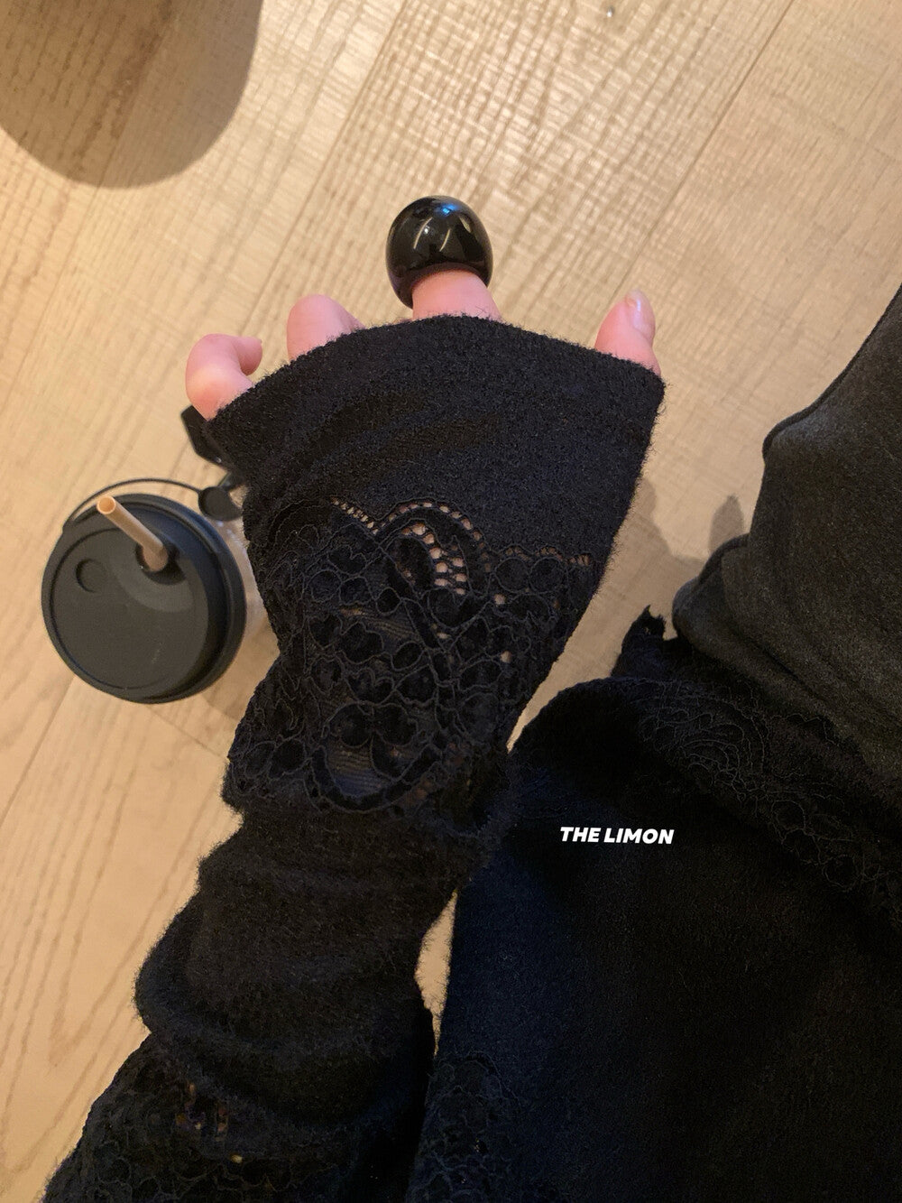 【L9359】實拍檸檬秋冬重工鈎花蕾絲寬鬆連帽蕾絲衫251117