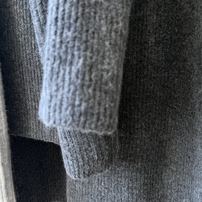 【YP680】 實拍深V慵懶毛衣＋針織長裙(含羊6%) 套裝251023