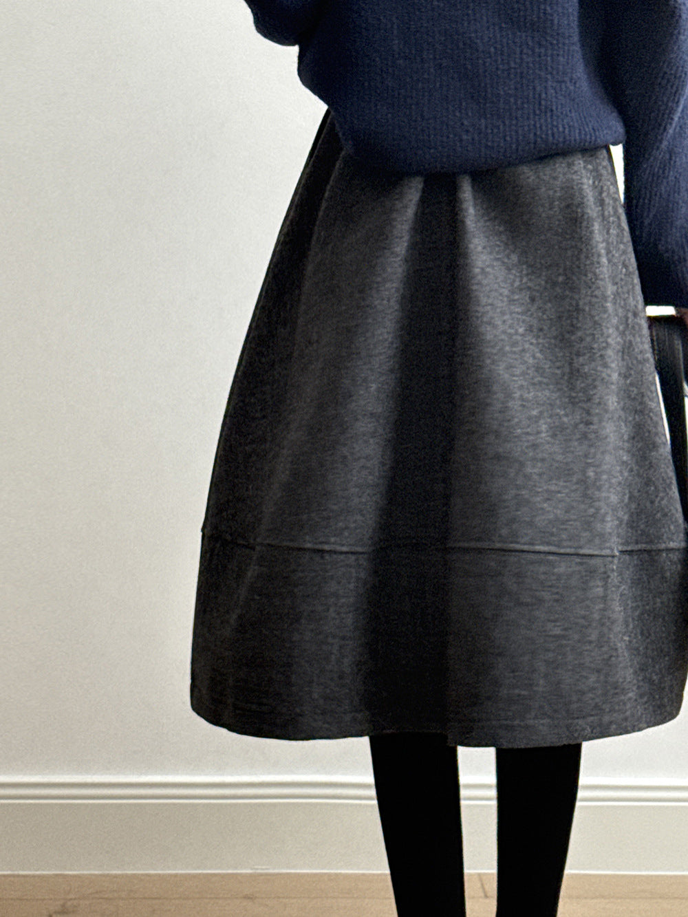 【Y8076】實拍氣質羊毛30%毛呢微花苞傘裙251201