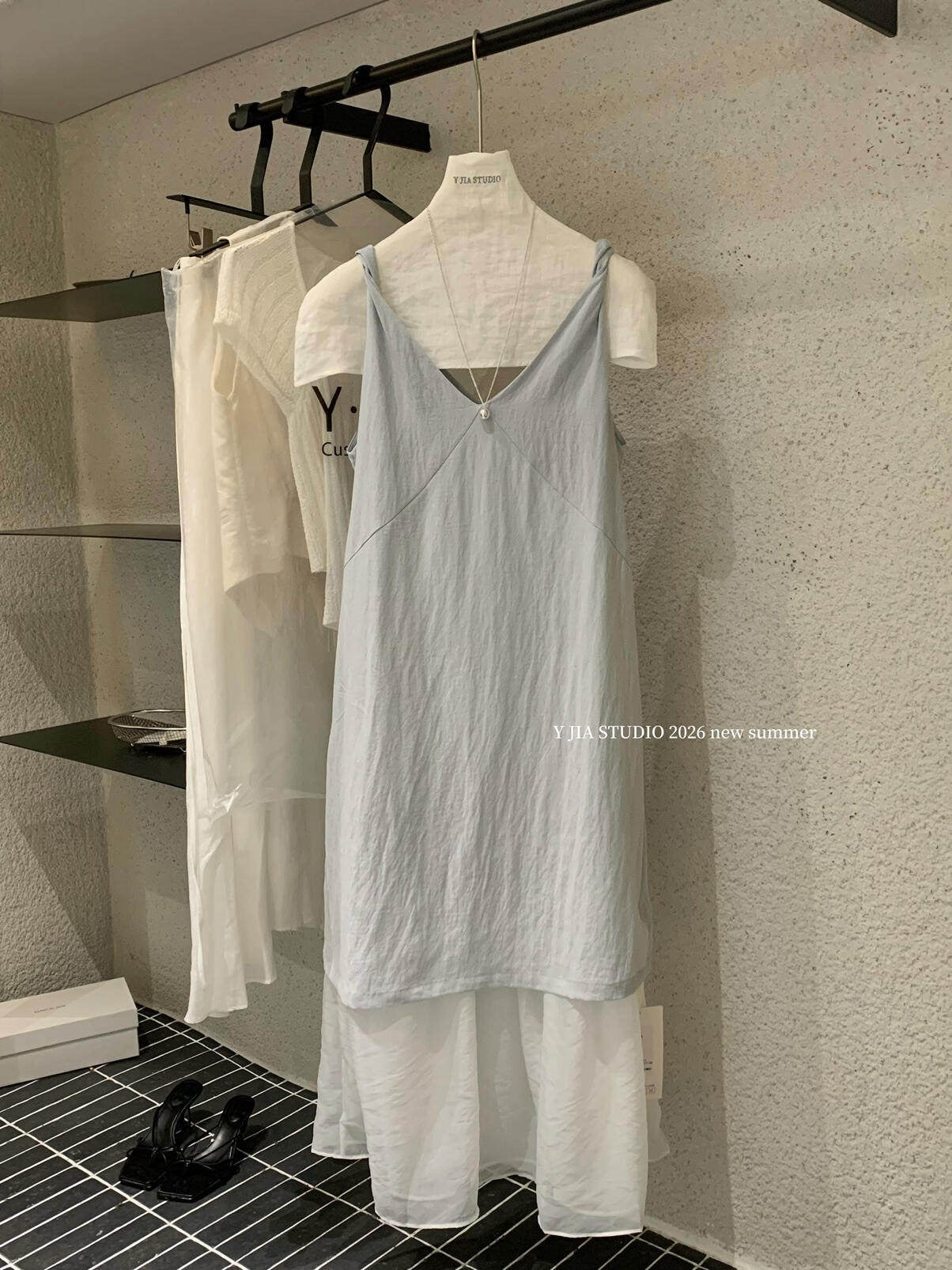 【L7003】Y.JIA韓系簡約休閒風✨百搭寬鬆顯瘦假兩件V領無袖連身洋裝260602