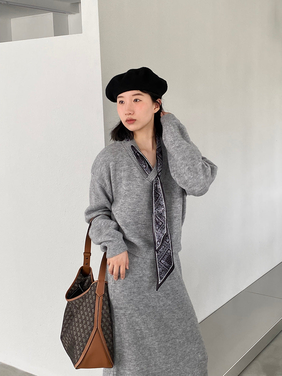 【cim823】實拍韓系軟糯短版針織毛衣+絲巾+針織長裙251030