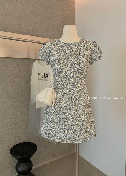 【L7038】Y.JIA法式浪漫度假風🌸復古碎花百搭收腰顯瘦圓領短版連身洋裝260602