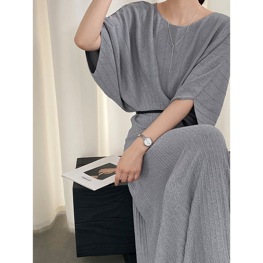 【cimz2733】一秒變紙片人✨慵懶繭型蝙蝠袖收腰針織衫+大傘裙套裝260416