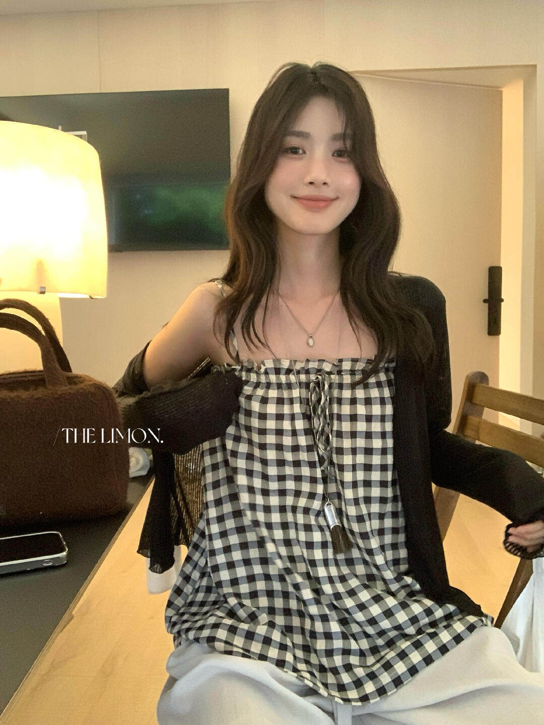 【L10720】韓系百搭減齡款✨純色針織小外套+棋盤格細肩帶背心兩件套

260602