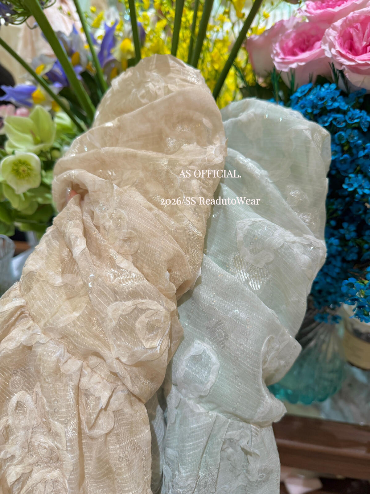 【L26268】實拍仙氣純慾風🌸氣質立體花朵抓皺平口上衣/抹胸260330