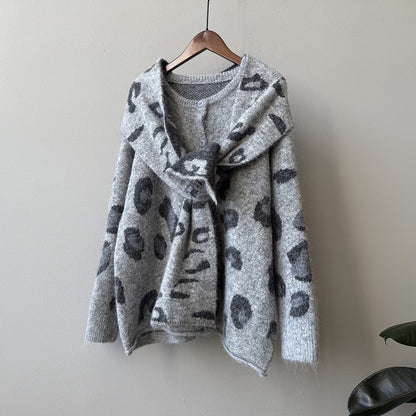 【YP2598】 實拍秋冬慵懶豹紋開衫毛衣+圍巾（含羊毛3%)251023