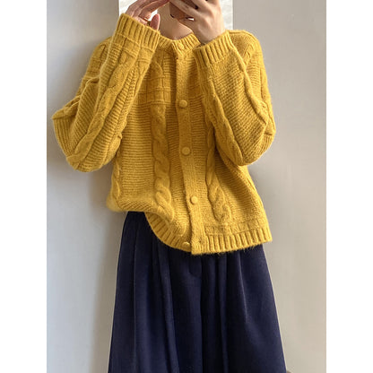 【YP2556】實拍微甜圓領包扣麻花針織外套251023