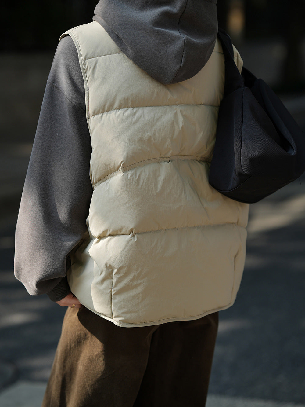【Y80882】 實拍保暖白鴨絨50%羽絨背心251023