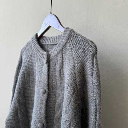 【YP2556】實拍微甜圓領包扣麻花針織外套251023