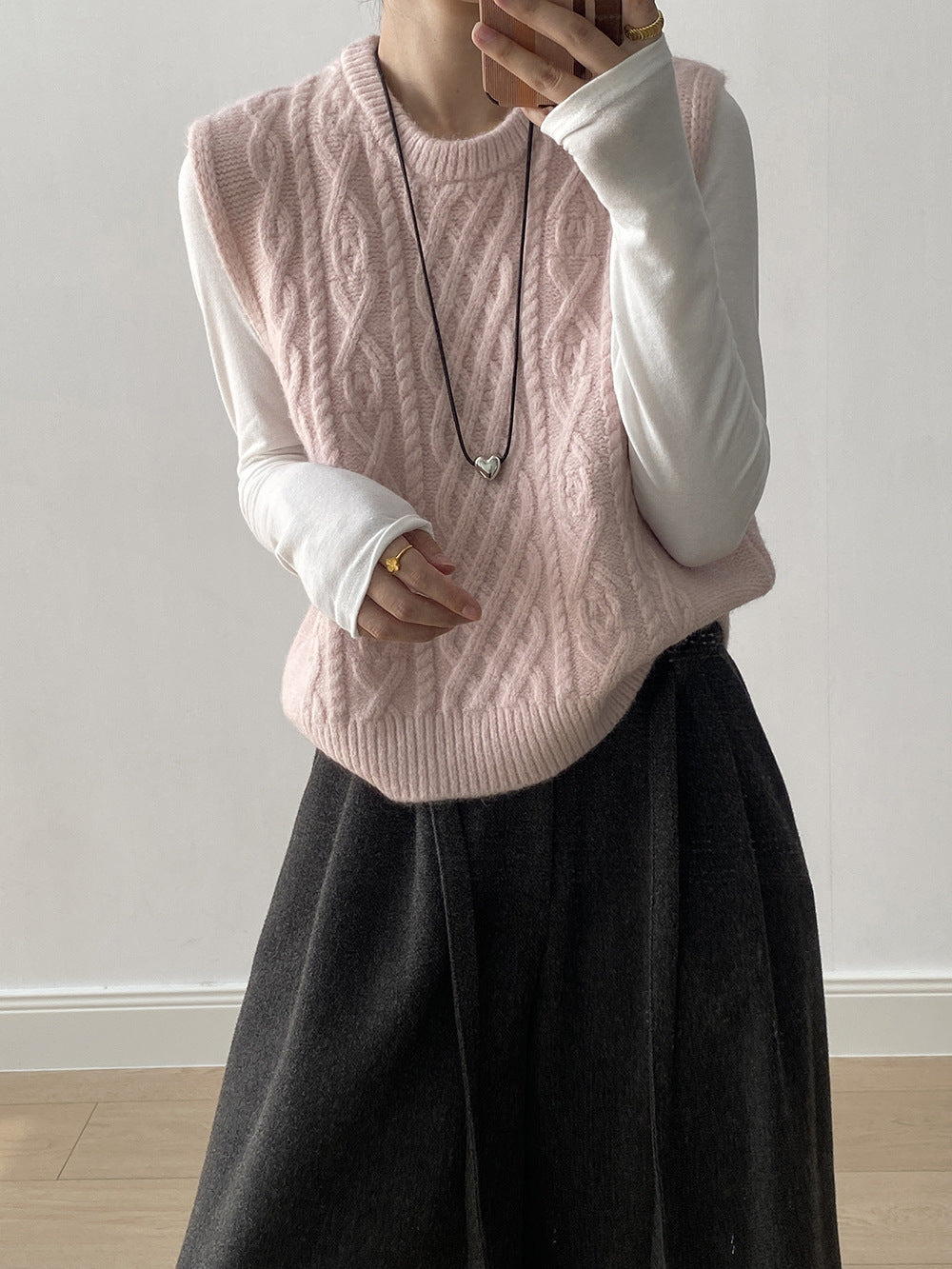 【YP2617】 實拍圓領麻花軟糯針織背心251023