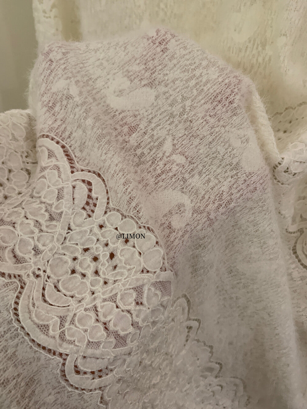 【L9359】實拍檸檬秋冬重工鈎花蕾絲寬鬆連帽蕾絲衫251117