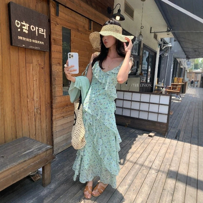 【L10702】法式溫柔仙女🌸氣質碎花收腰顯瘦不規則荷葉連身洋裝260610