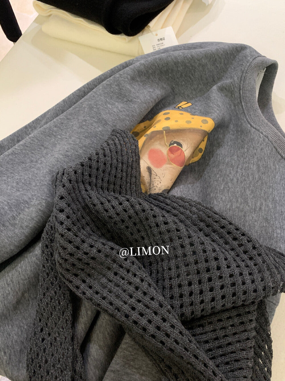 【L9295】實拍檸檬秋冬狗狗印花加絨衞衣+針織披肩251117