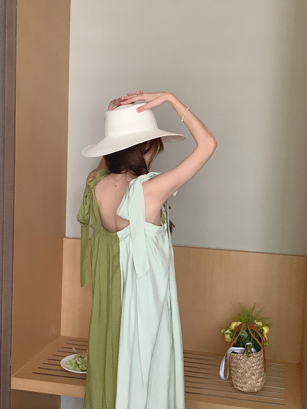 【F03448】實拍韓版夏季法式設計感壓褶A字寬鬆吊帶連衣裙230327